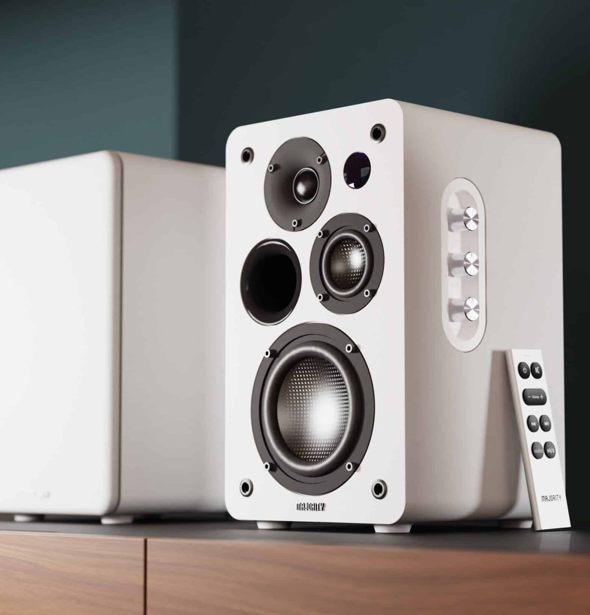 D100X GB Front White.1007